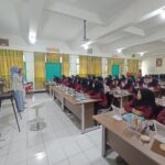 Beauty Class Wardah Beri Pengalaman Baru untuk Siswa Kelas XI PH SMKN 1 Pengasih