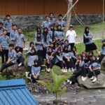 Outing Class Kelas XI DKV SMKN 1 Pengasih: Belajar Kreatif di Alam Terbuka