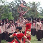 PERAKA XX SMKN 1 Pengasih: Ajang Pembentukan Karakter dan Kebersamaan Siswa