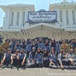 Murid XII BR 1 Belajar Bisnis Ritel melalui Outing Class di Pasar Beringharjo